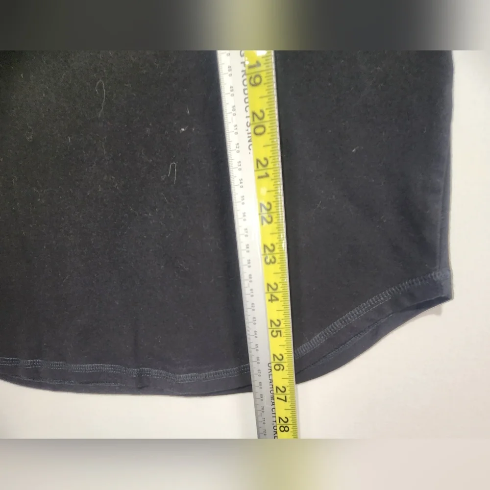 Carhartt Women's Black Long Sleeve Shirt with Logo On Pocket Size M - Picture 4 of 6